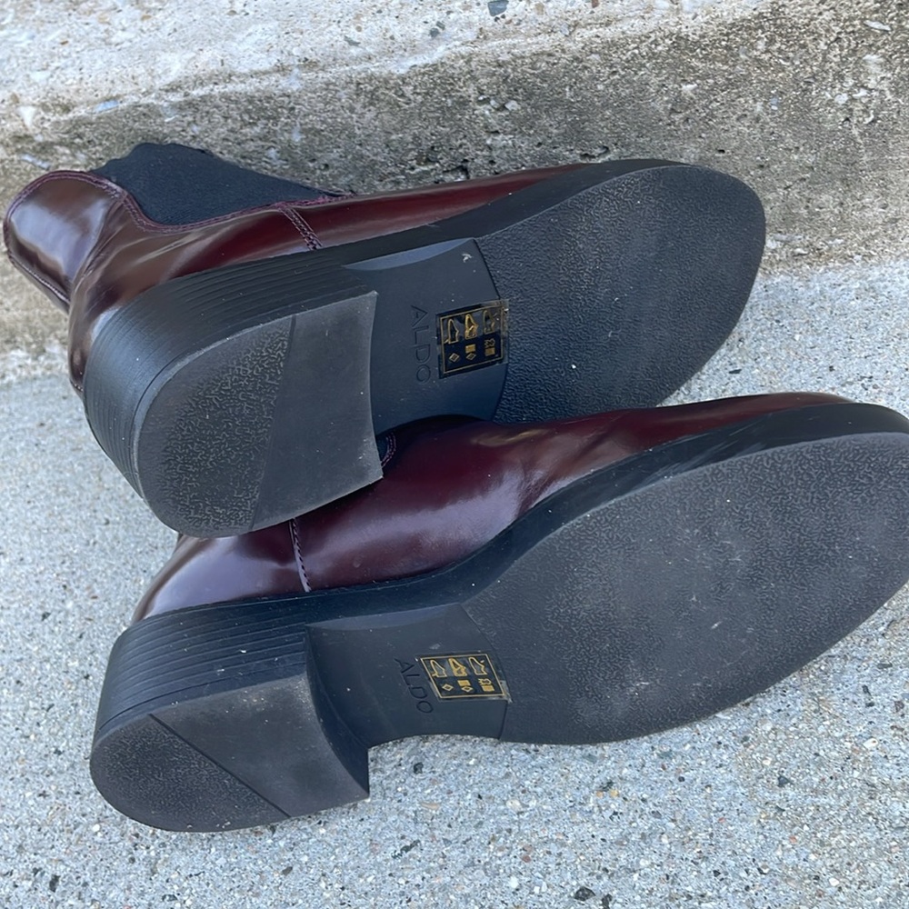 women’s dark wine boots worn once light weight by Aldo! - Picture 6 of 6